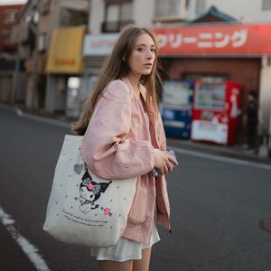 Meet your Posher, Yosefa